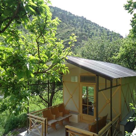 The River House Yeghegis Yekhegis Esterno foto