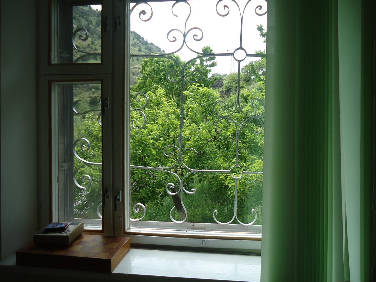 The River House Yeghegis Yekhegis Esterno foto
